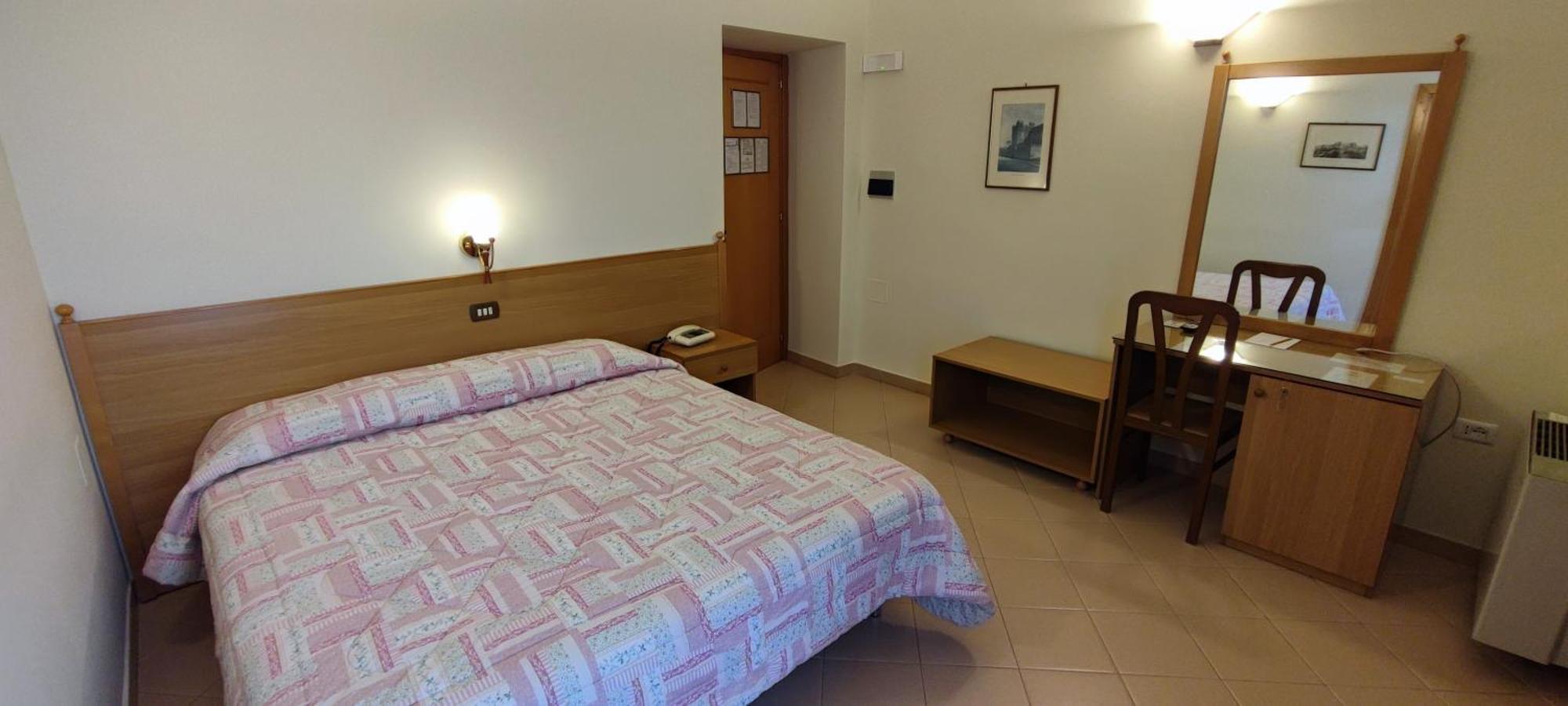 Hotel Castello メザーニェ エクステリア 写真