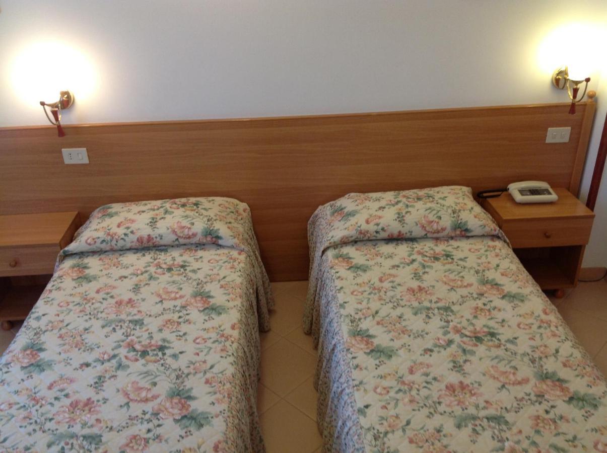 Hotel Castello メザーニェ 部屋 写真