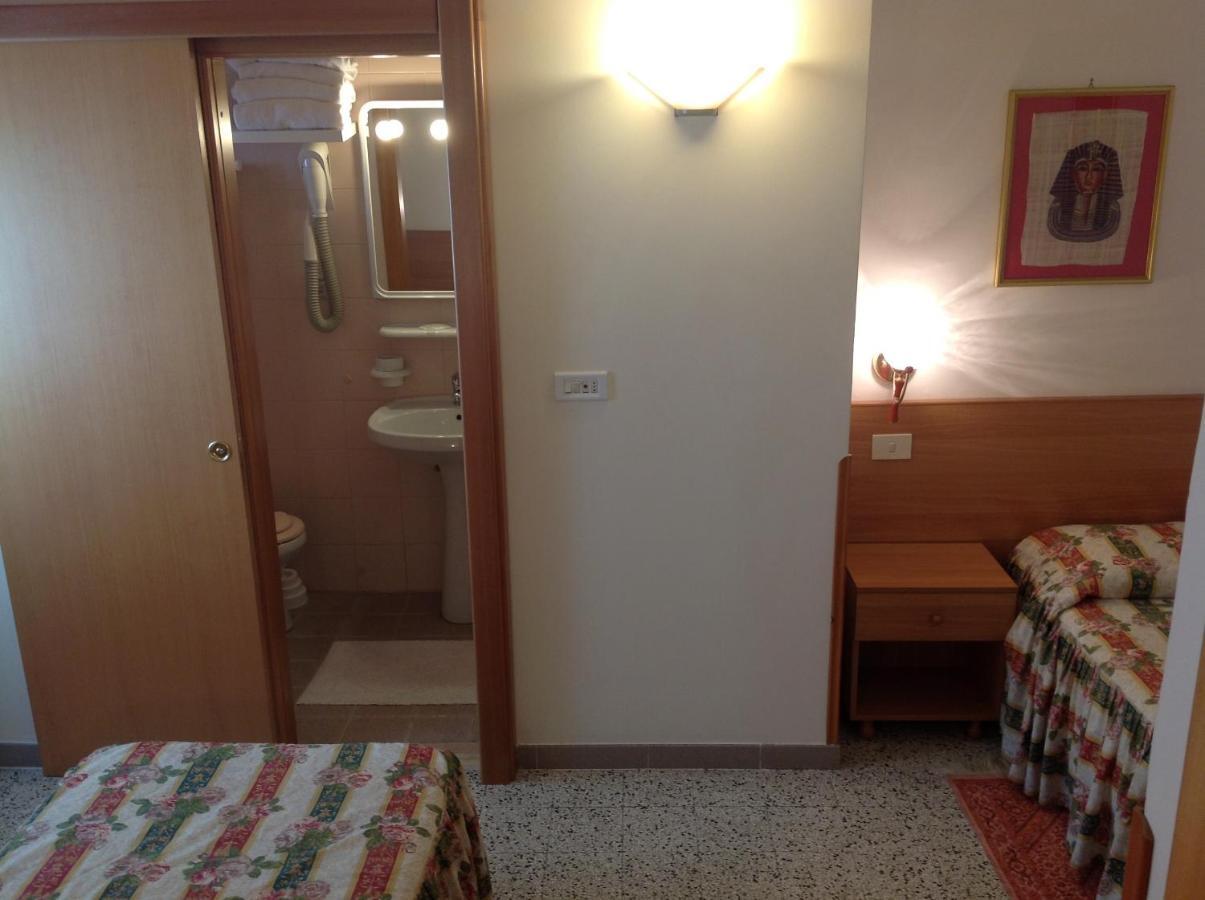 Hotel Castello メザーニェ 部屋 写真