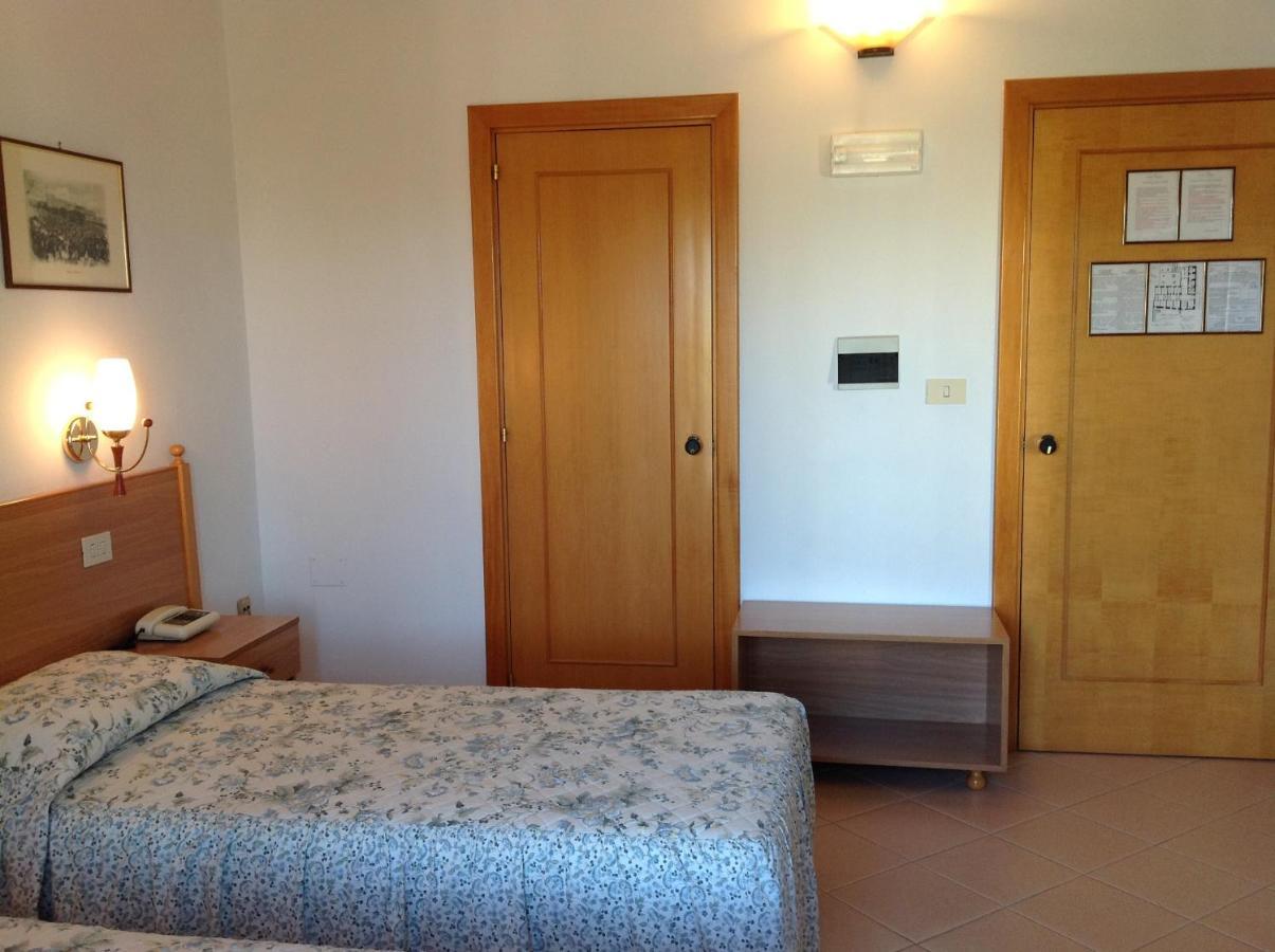 Hotel Castello メザーニェ 部屋 写真