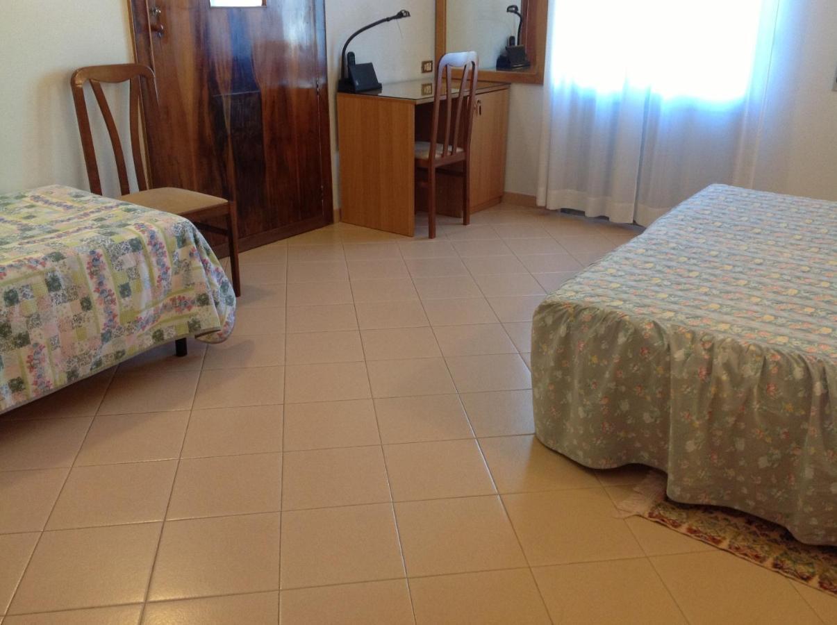 Hotel Castello メザーニェ 部屋 写真